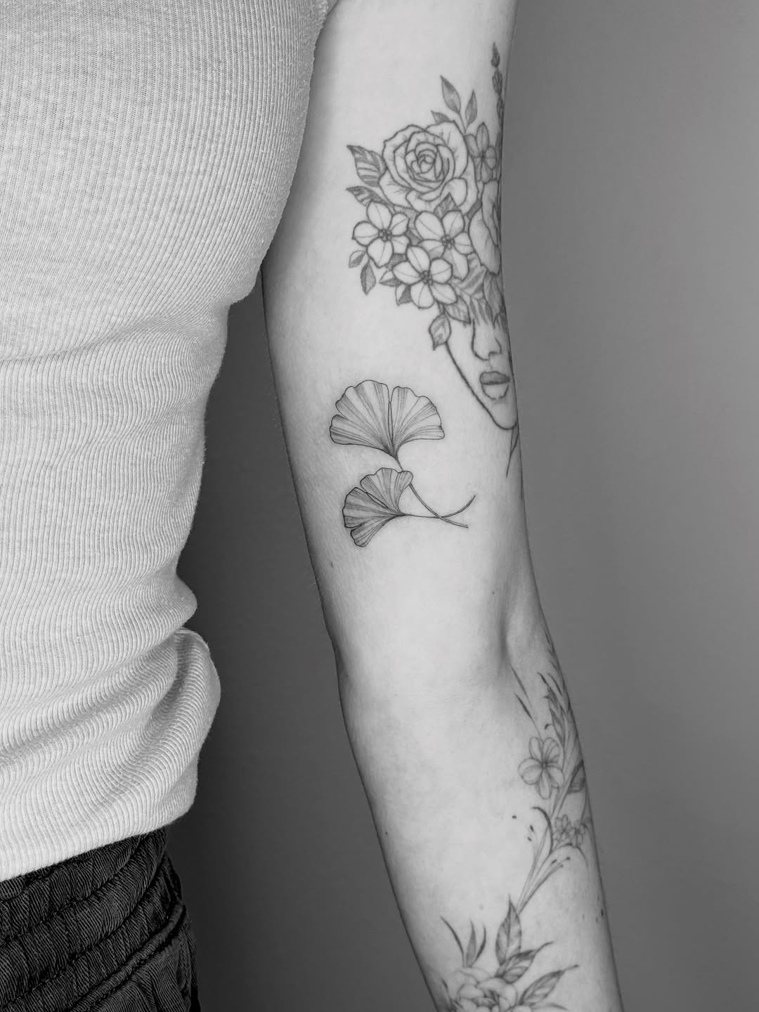 Tattoo by @ashleylorrainetattoos β fine_line, illustrative