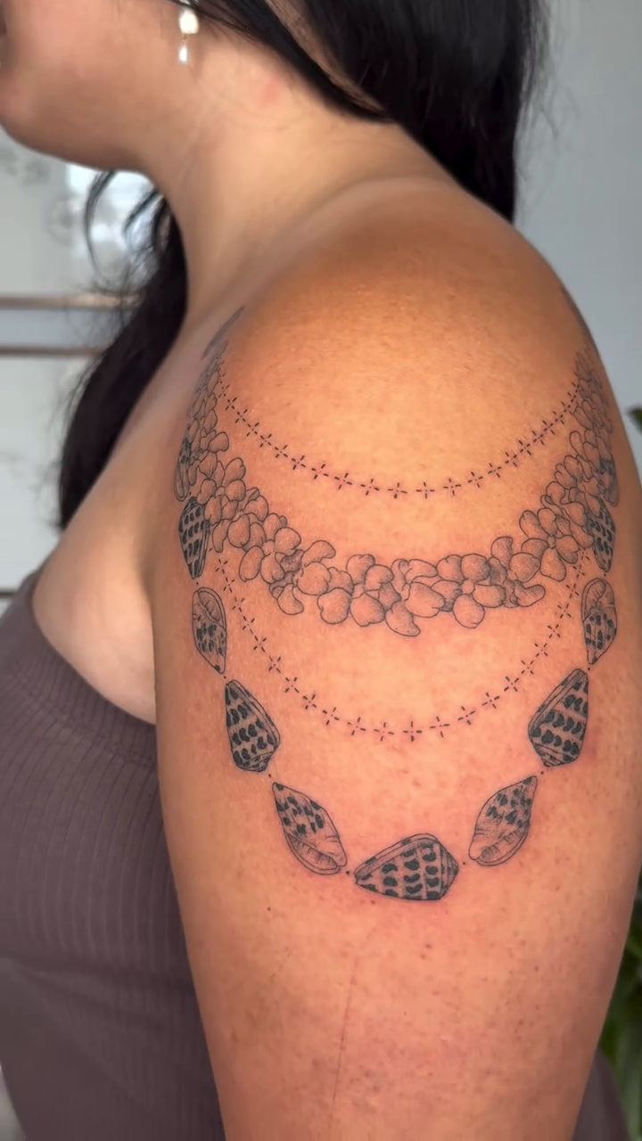 Tattoo by @tattoosbypri — fine_line, ornamental