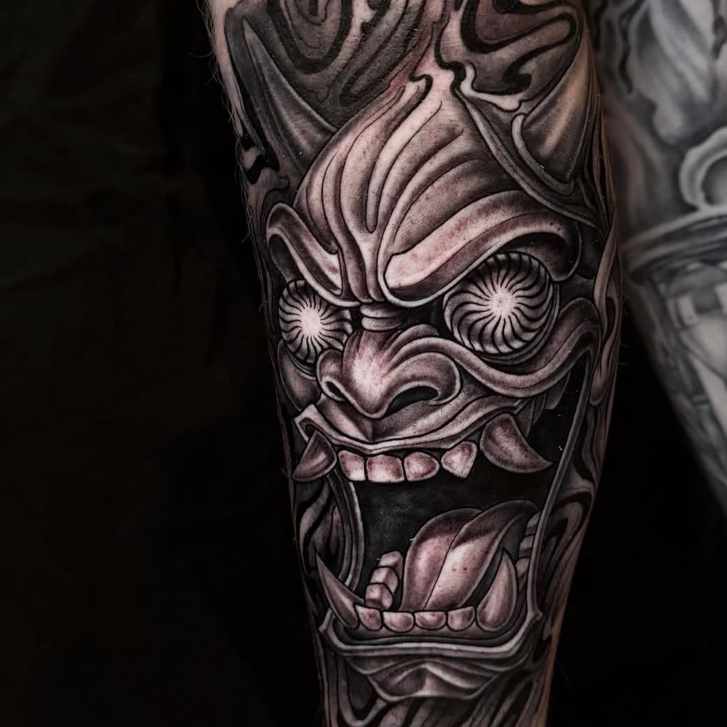 Tattoo by @elidiaveliztattoos — blackwork, black_and_grey