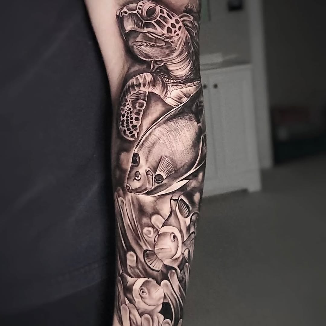 Tattoo by @elidiaveliztattoos — realism, black_and_grey