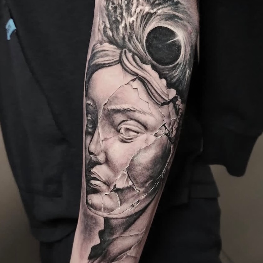 Tattoo by @elidiaveliztattoos — realism, dark_realism