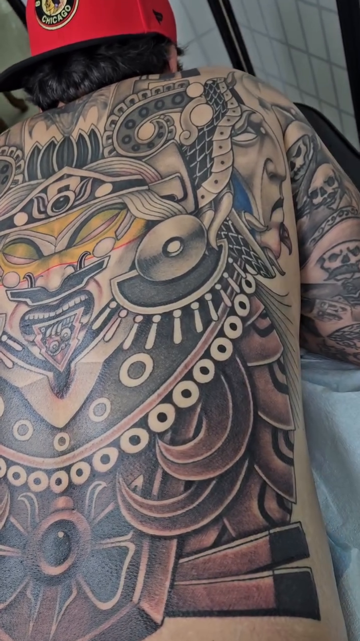 Tattoo by @alfredo_diazflores — japanese_irezumi, black_and_grey