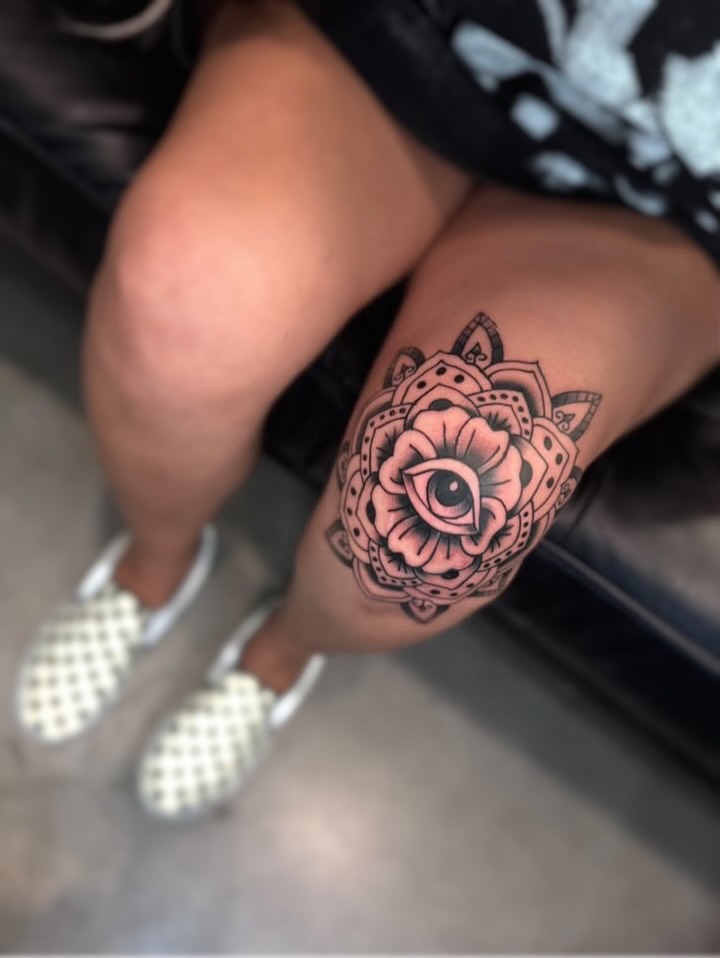 Tattoo by @q_tat2 — geometric, black_and_grey