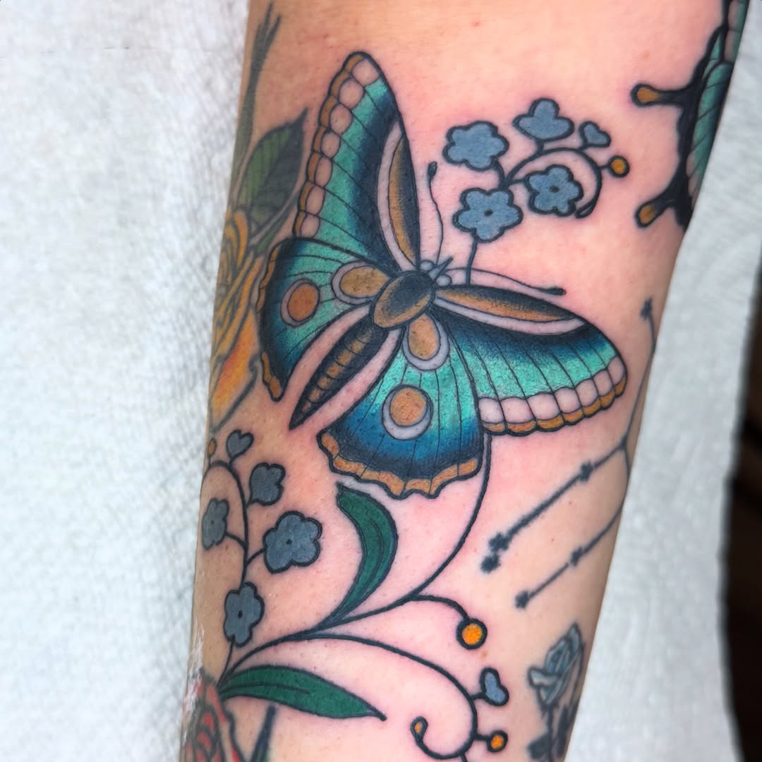 Tattoo by @missdeltoro — neo_traditional