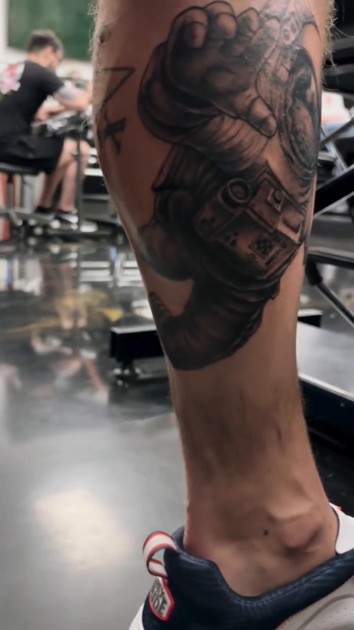 Tattoo by @moesarthouston — realism, black_and_grey