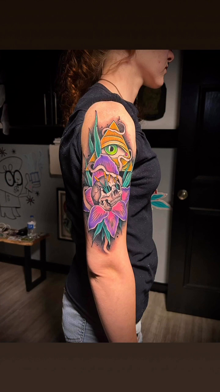 Tattoo by @daemiondesign — neo_traditional, color