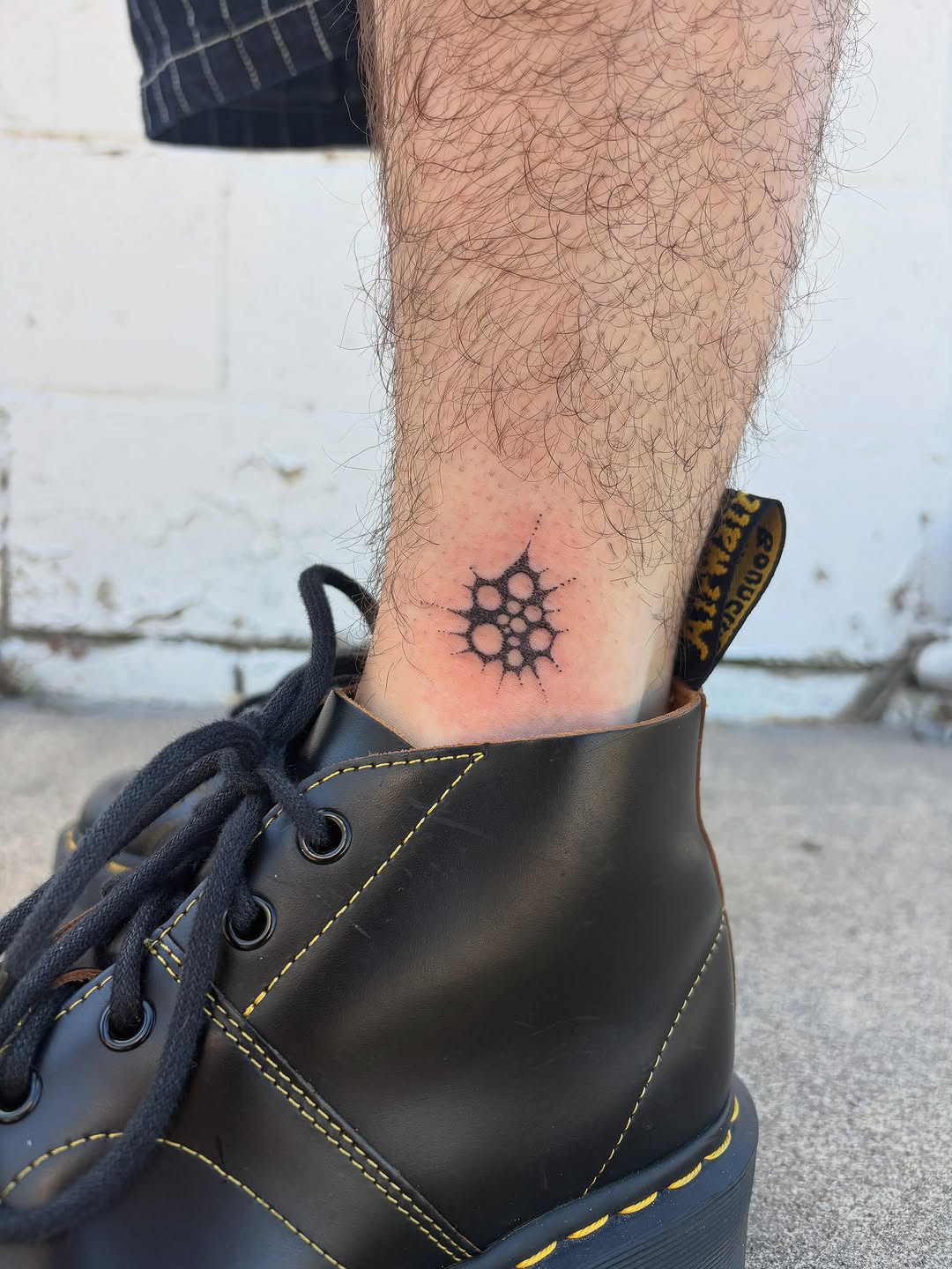 Tattoo by @apricot.pokes β dotwork, geometric