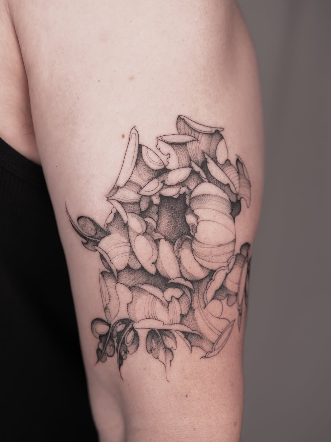 Tattoo by @leo.6tattoo — black_and_grey