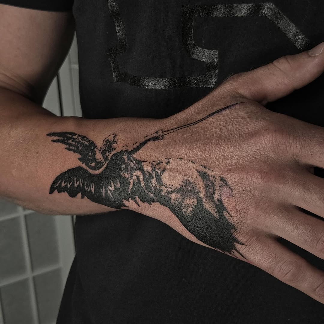 Tattoo by @mach1ne___ β blackwork