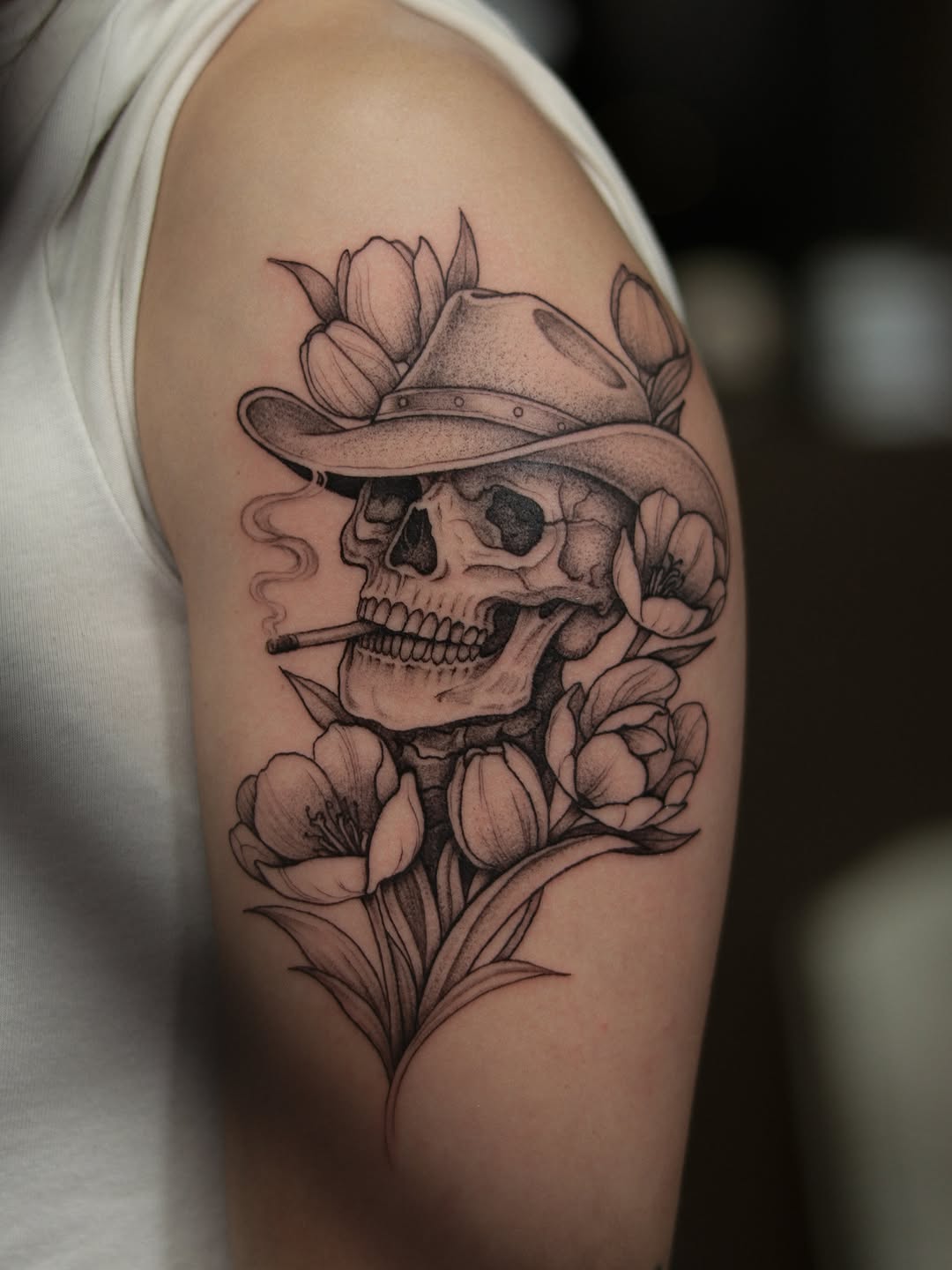 Tattoo by @arthurkossoski — black_and_grey