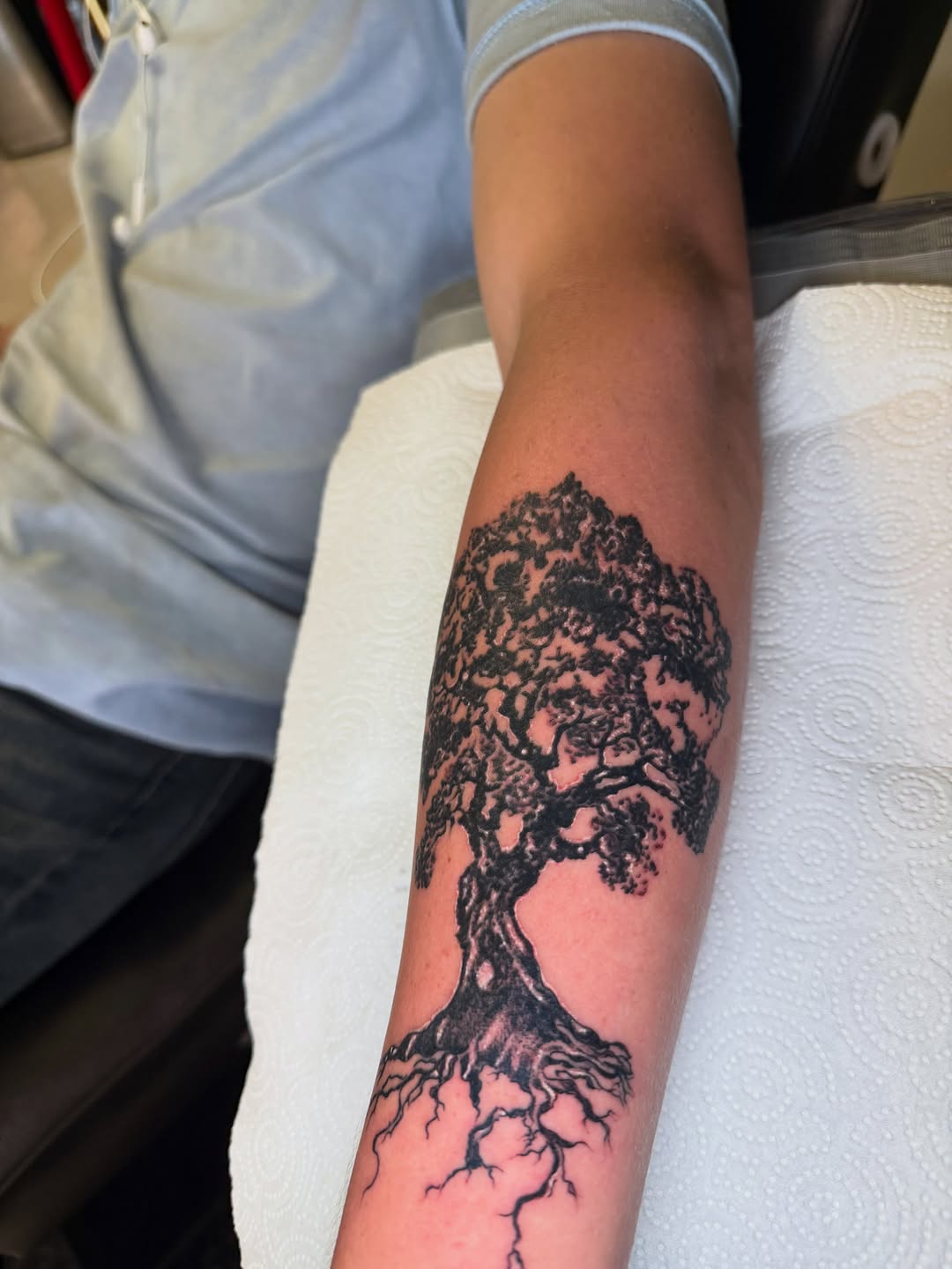 Tattoo by @steve_tattoo87 — blackwork