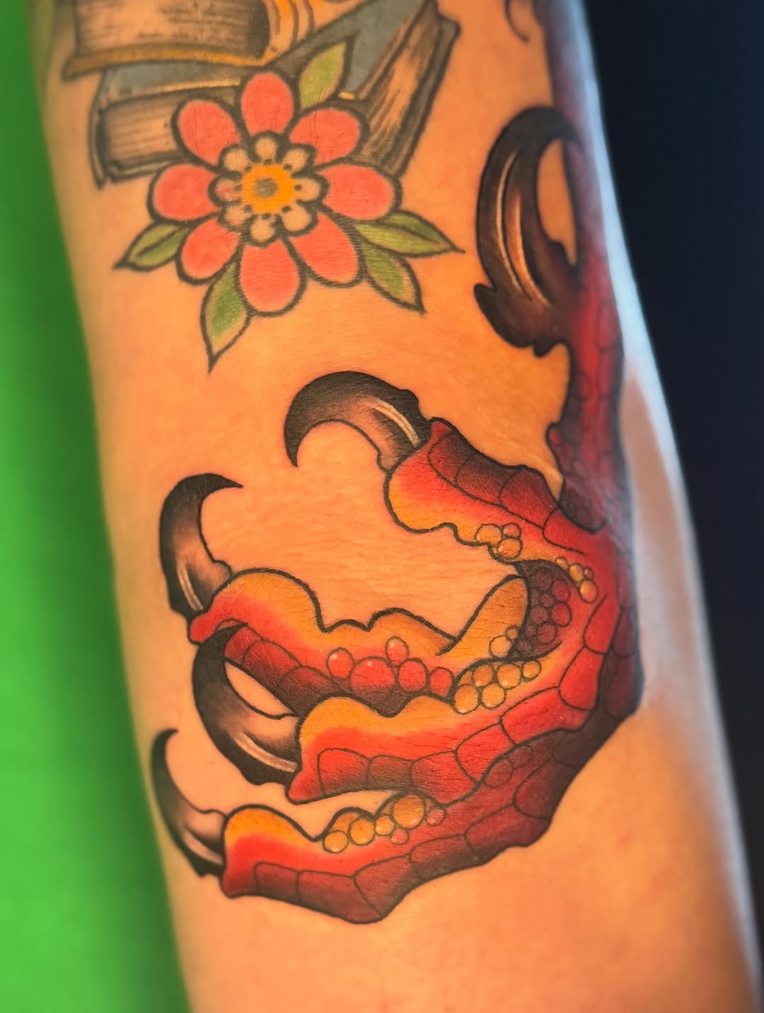 Tattoo by @bellalouisetattoo โ american_traditional, neo_traditional