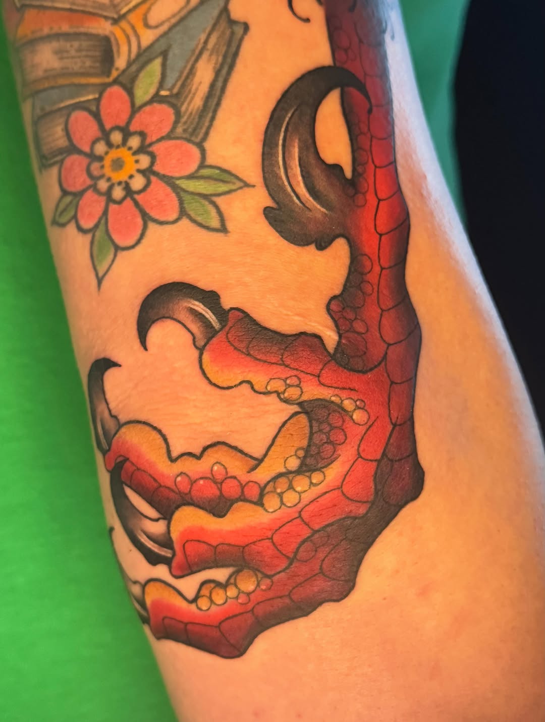 Tattoo by @bellalouisetattoo โ american_traditional, neo_traditional