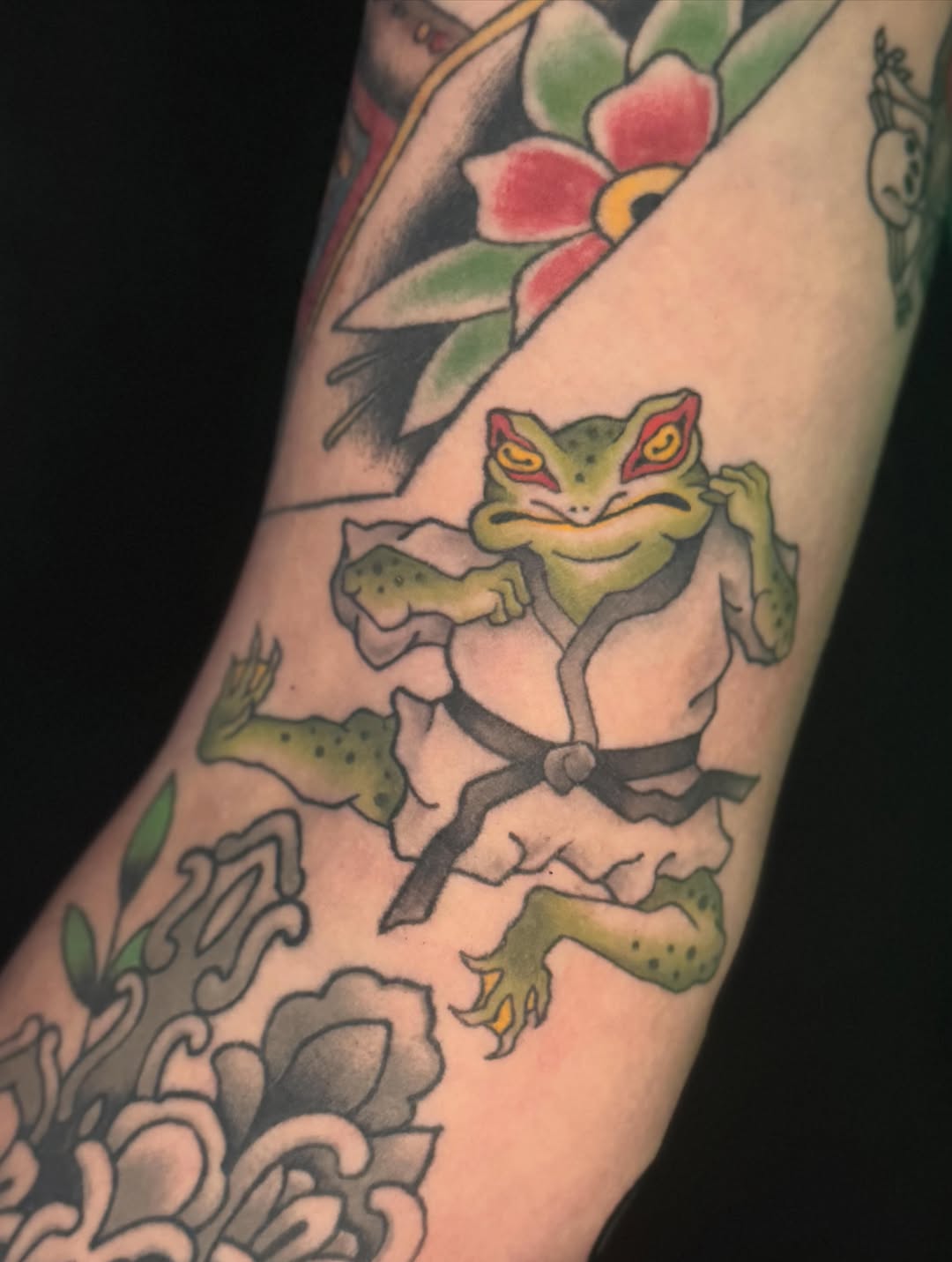 Tattoo by @bellalouisetattoo โ american_traditional, new_school