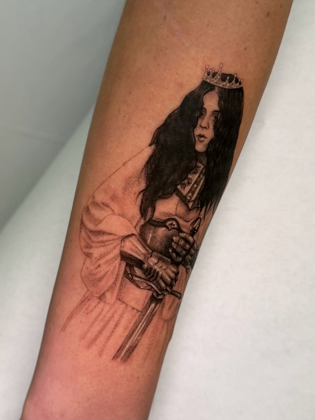 Tattoo by @ilovebluestattoos — fine_line, dotwork