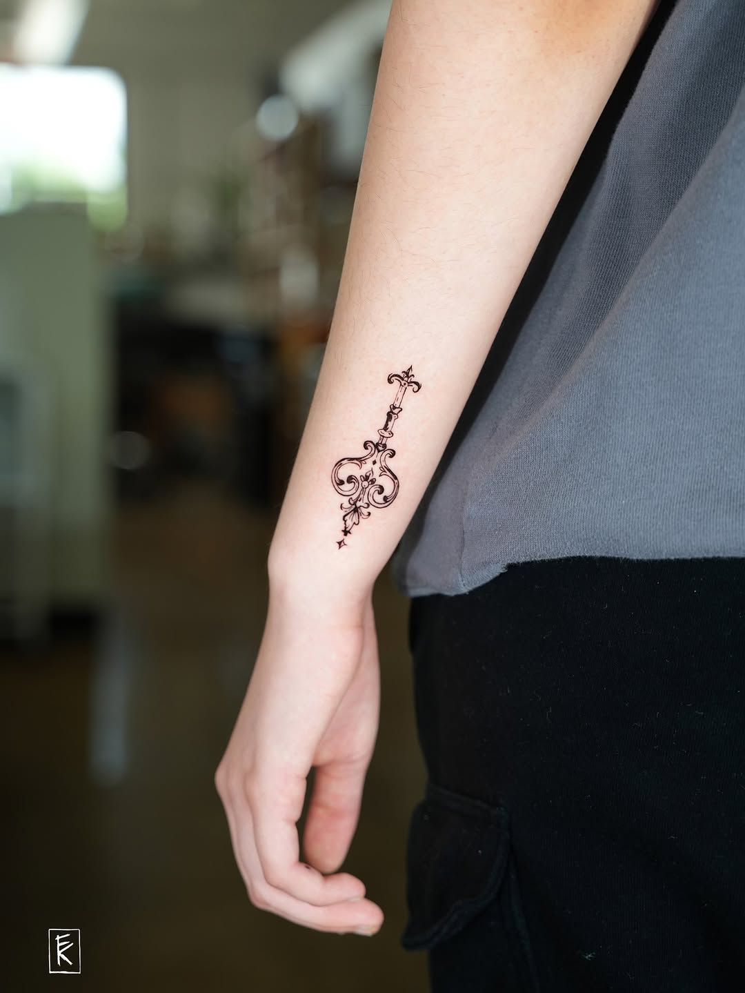 Tattoo by @tattoobyeliza — fine_line, ornamental
