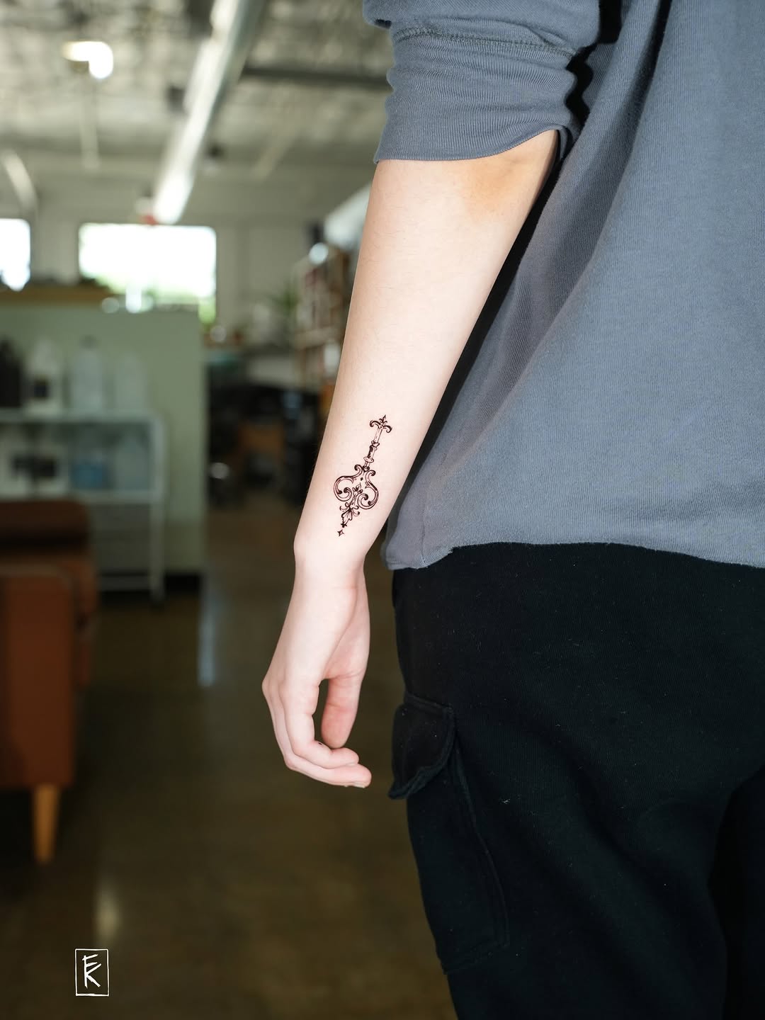 Tattoo by @tattoobyeliza — fine_line