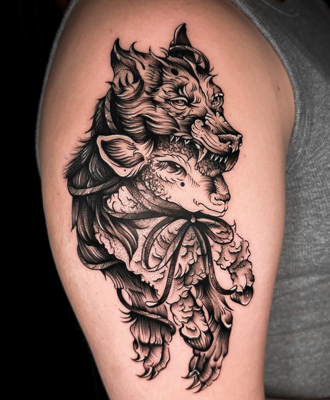 Tattoo by @jadeddesireetattoo — blackwork