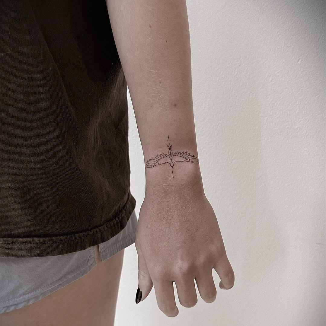 Tattoo by @nashvillefinelinetattoos — fine_line, minimalist