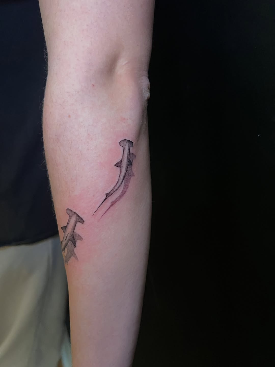 Tattoo by @baungbentattoo_ โ fine_line, black_and_grey