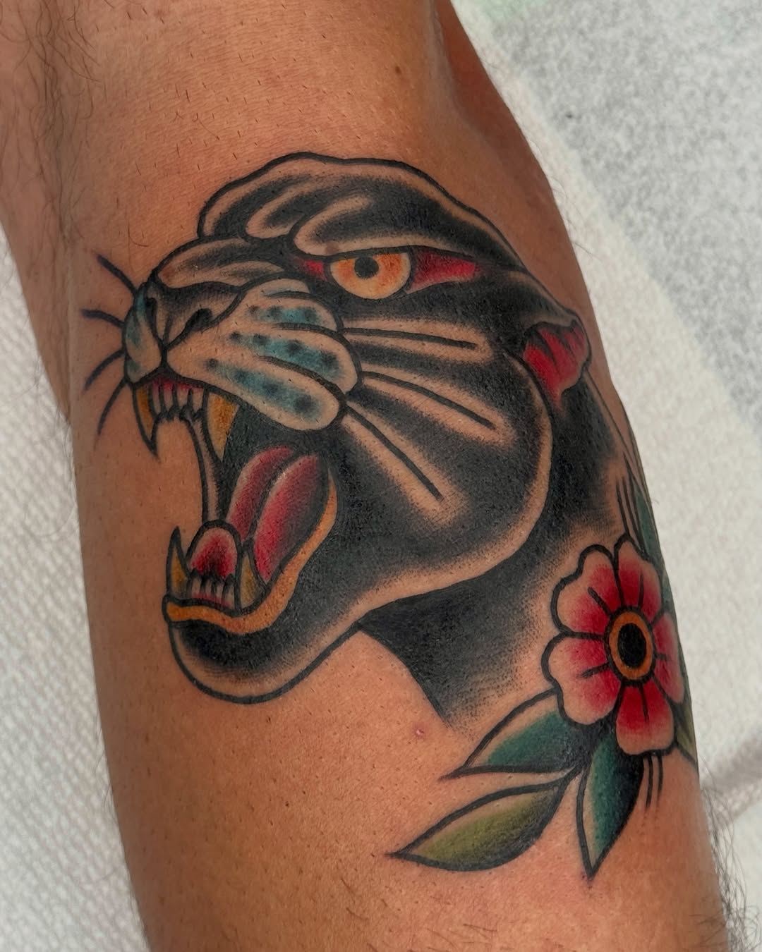 Tattoo by @bregrovertattoo โ american_traditional, illustrative