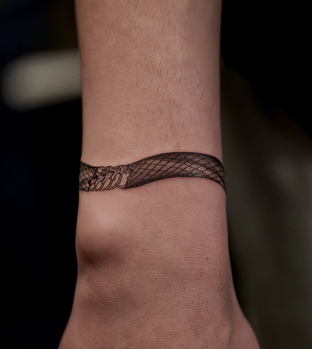 Tattoo by @d.w._modoink — black_and_grey, fine_line
