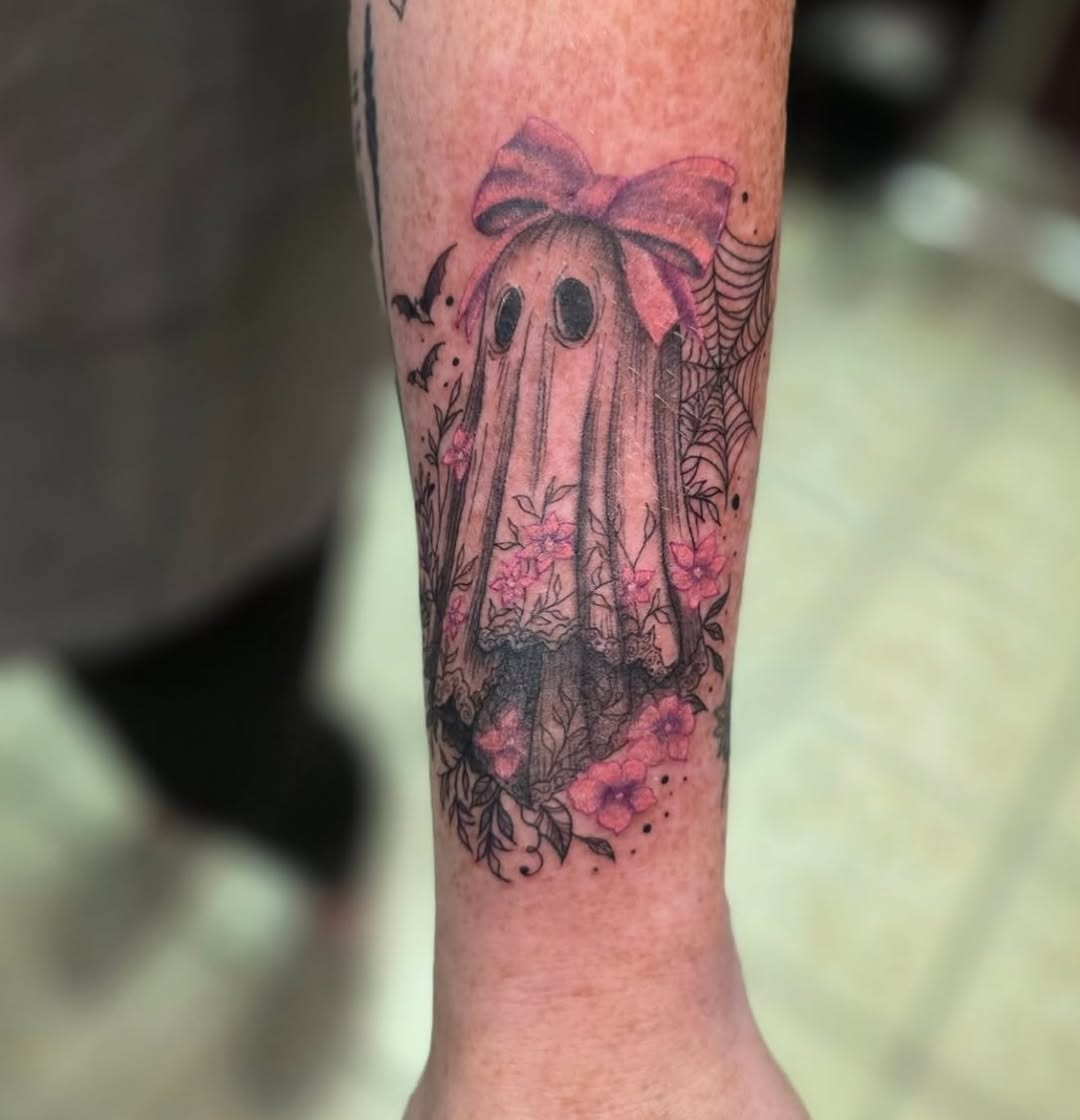 Tattoo by @noposfucktattoos โ fine_line, illustrative