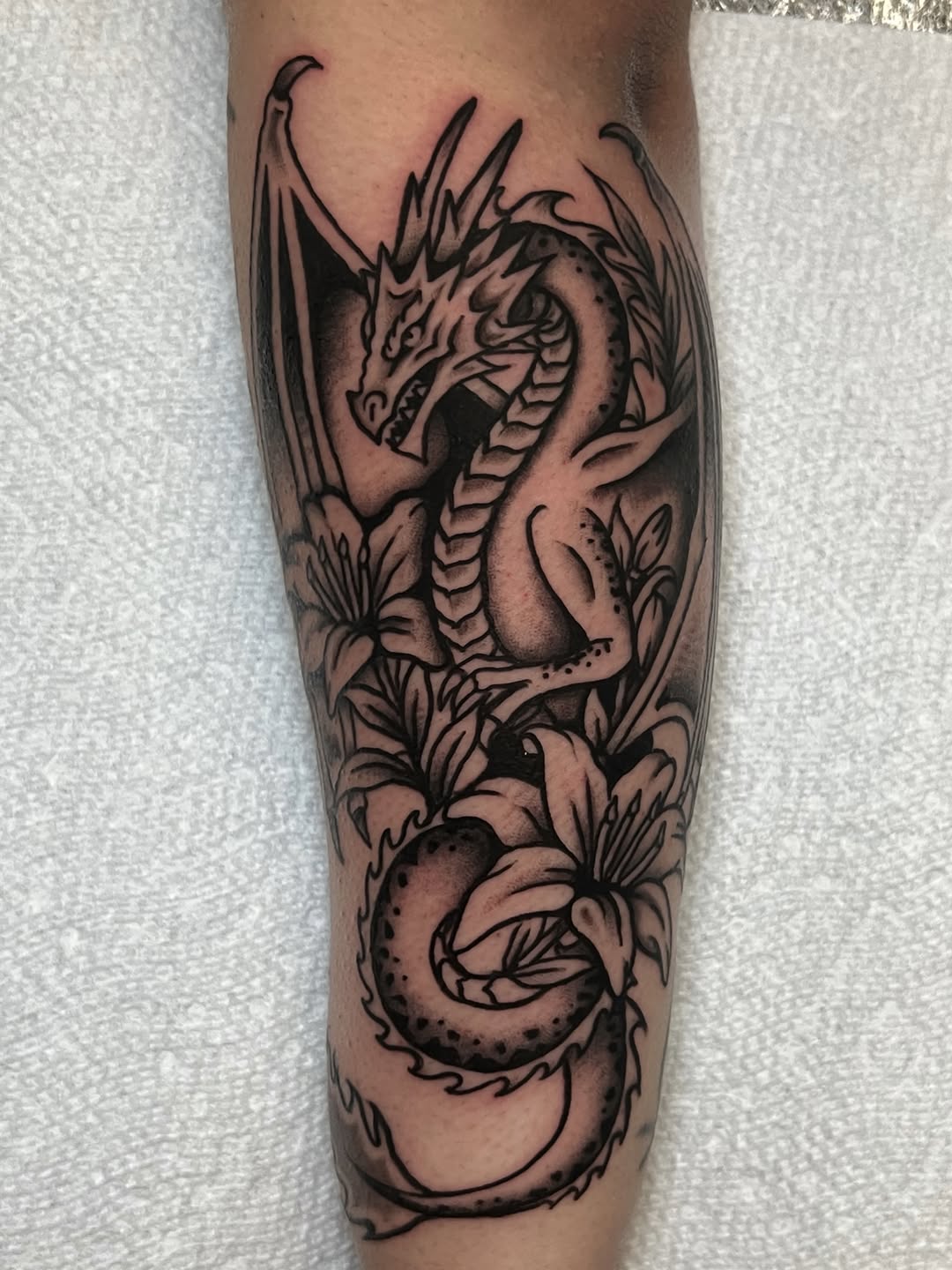 Tattoo by @eb.ink_ โ illustrative, black_and_grey