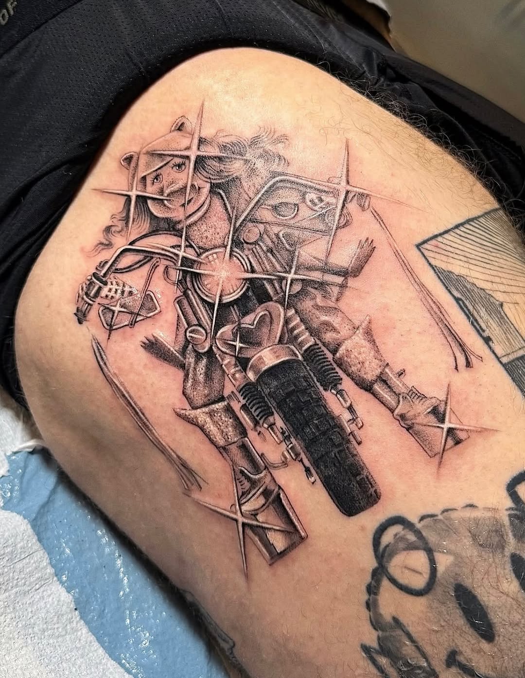 Tattoo by @jenniferpalomaa — black_and_grey, realism
