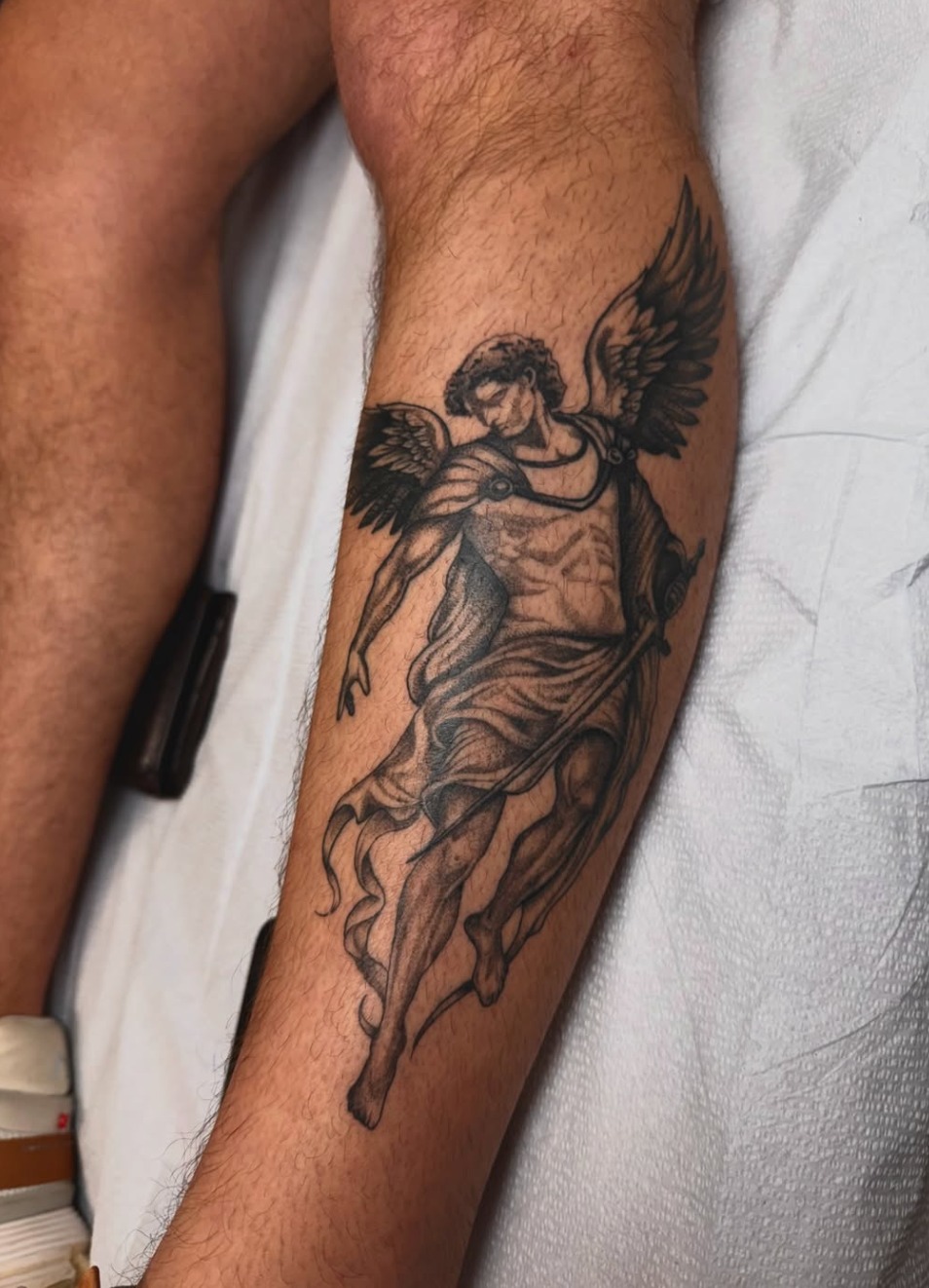 Tattoo by @ems__tattooing โ realism, black_and_grey