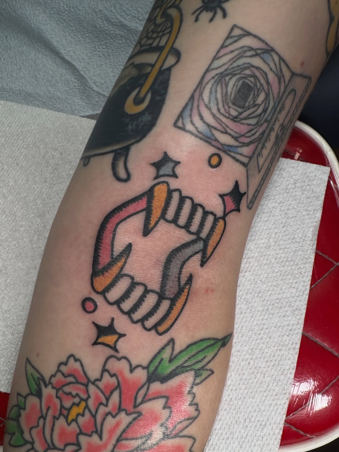 Tattoo by @lilygtattoo β american_traditional