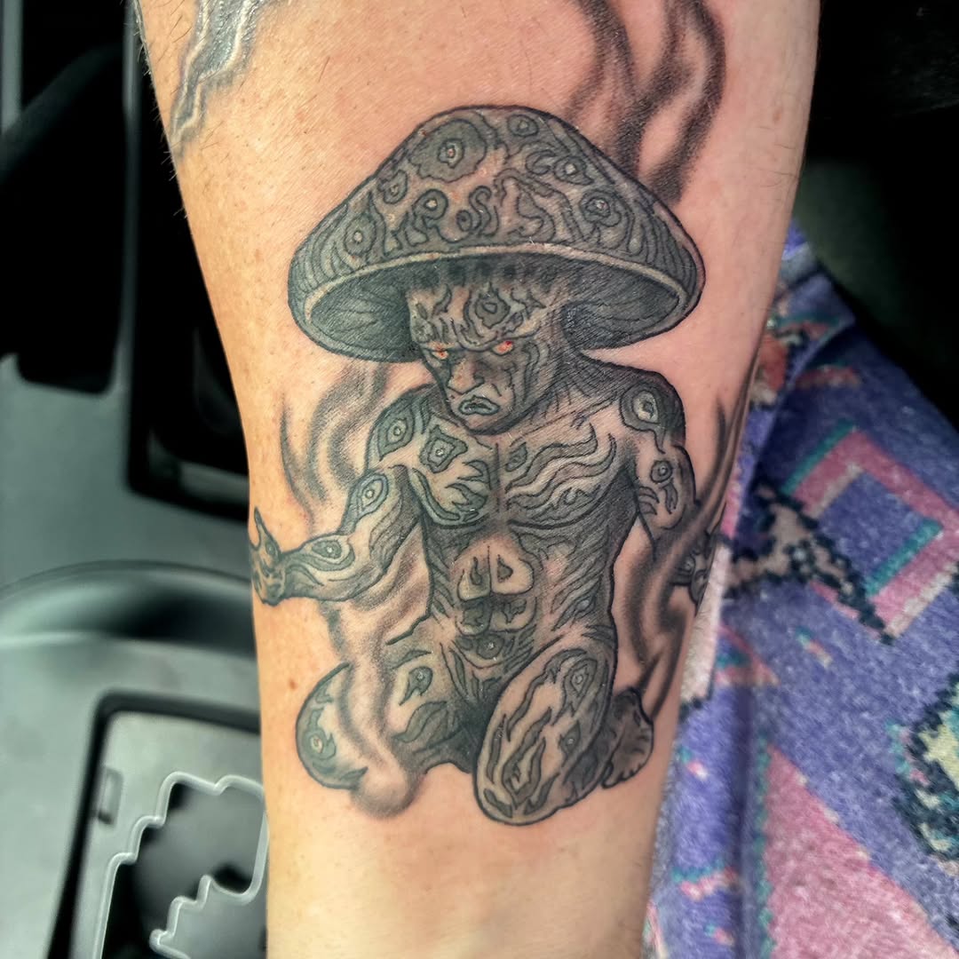 Tattoo by @rockinr33d.tattoos — illustrative, dark_realism