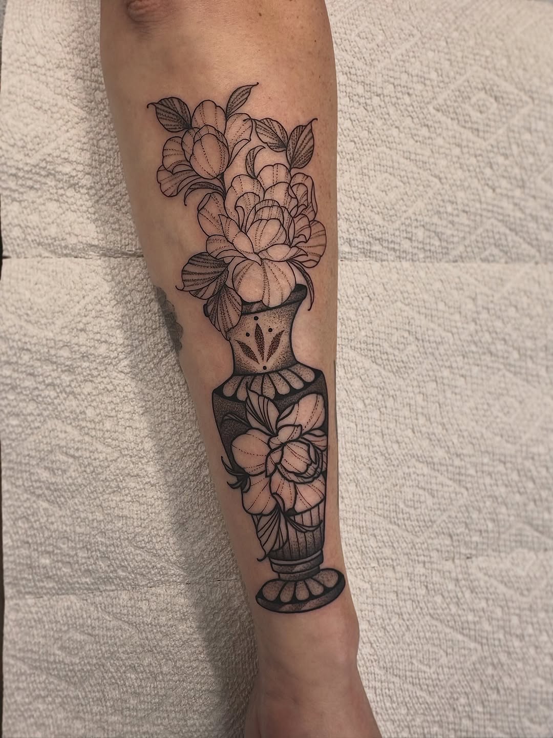 Tattoo by @stefanytattoos — illustrative, dotwork