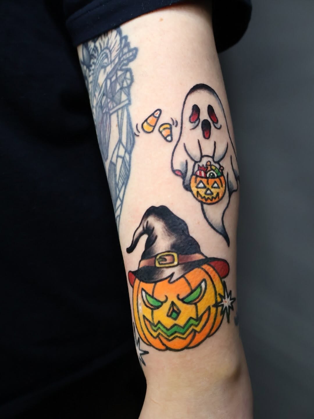 Tattoo by @tt_whitepearl β american_traditional