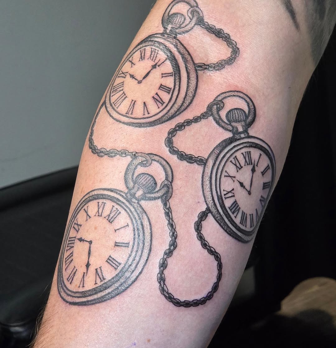 Tattoo by @rinval.ink — black_and_grey, realism
