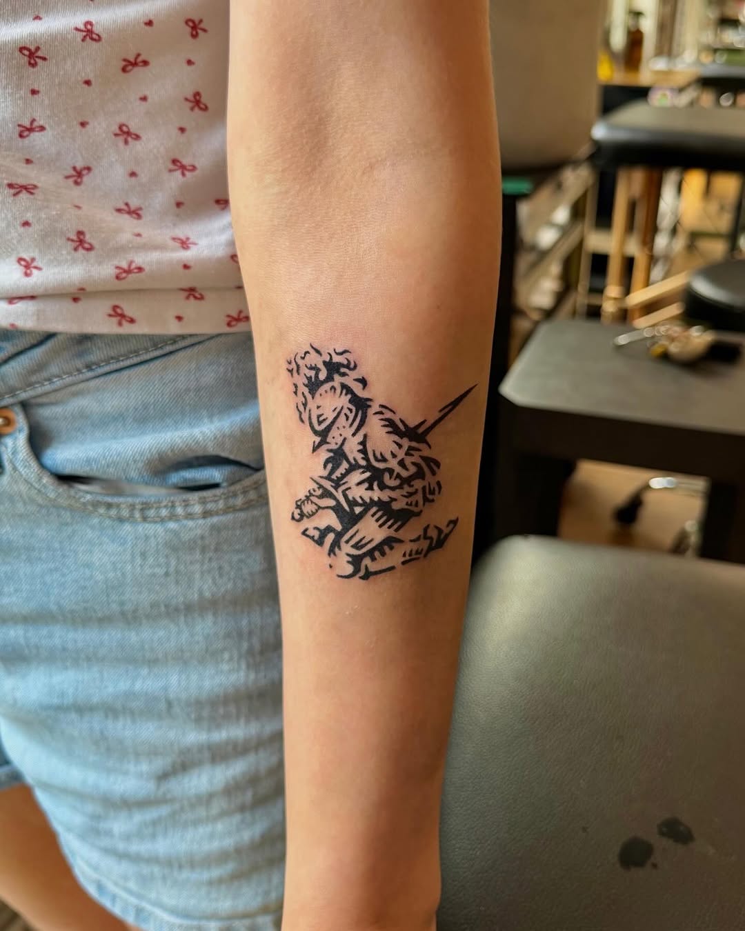 Tattoo by @st_matthew___ — blackwork