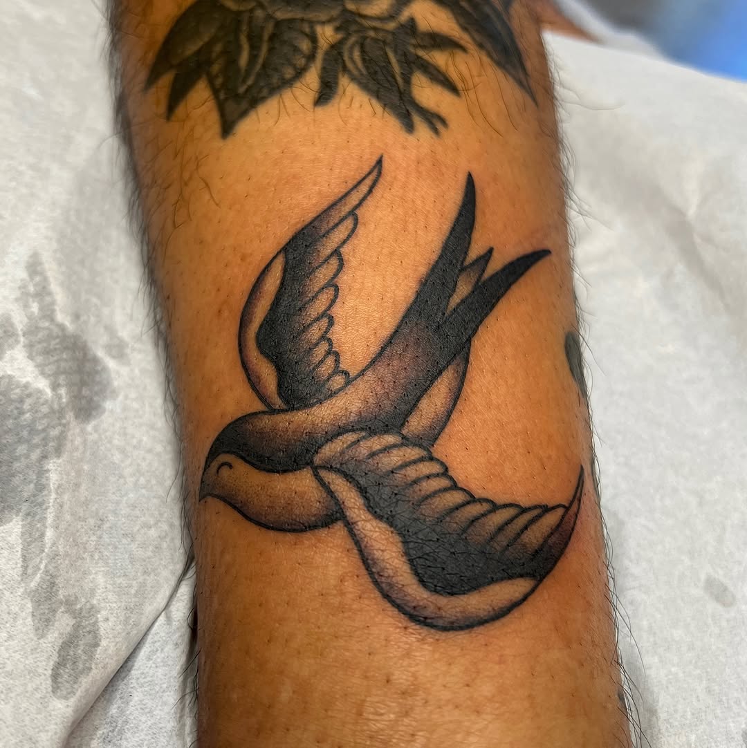 Tattoo by @gloomlacruz — american_traditional, black_and_grey