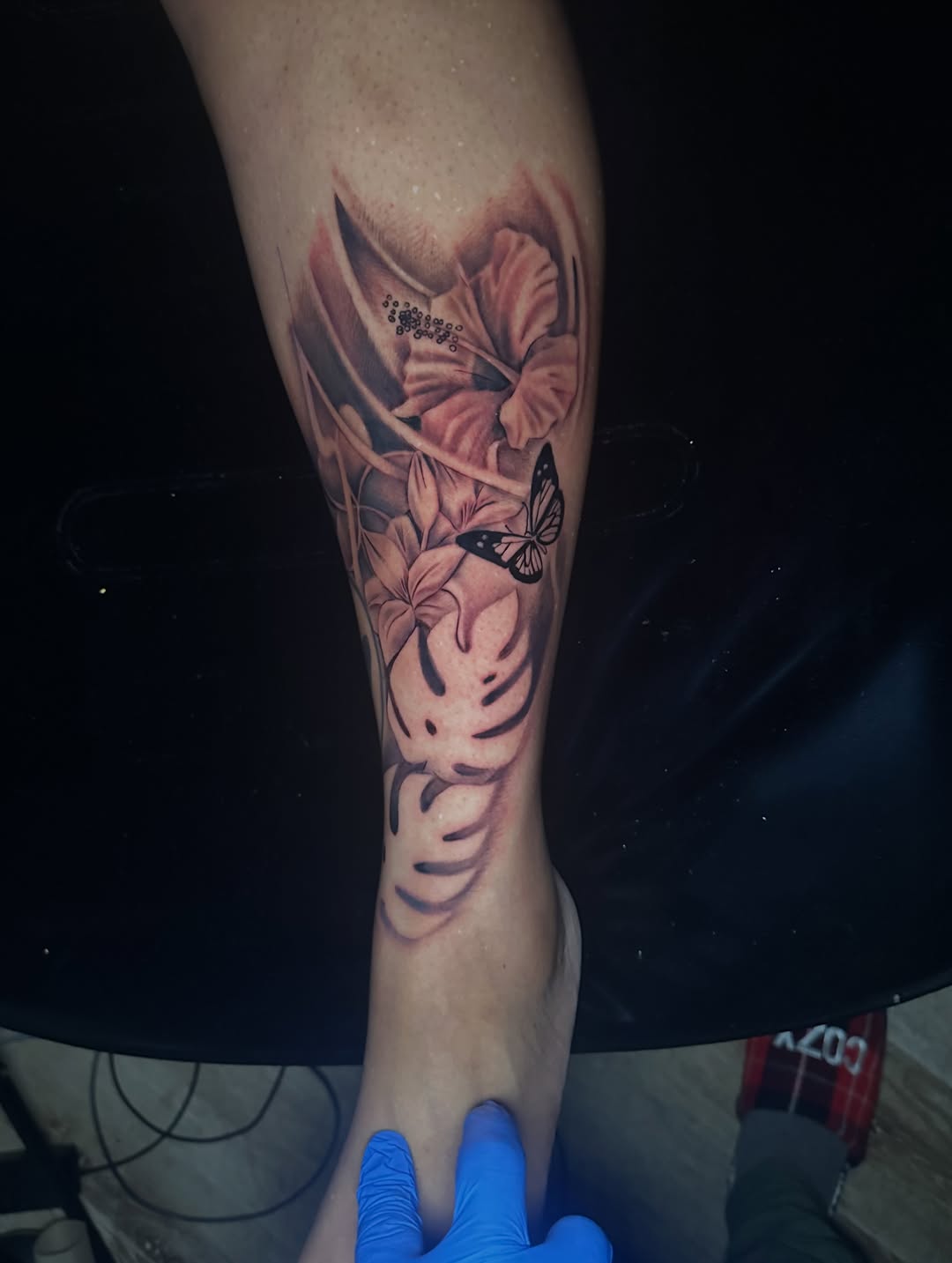 Tattoo by @mawlo1nk — realism, black_and_grey