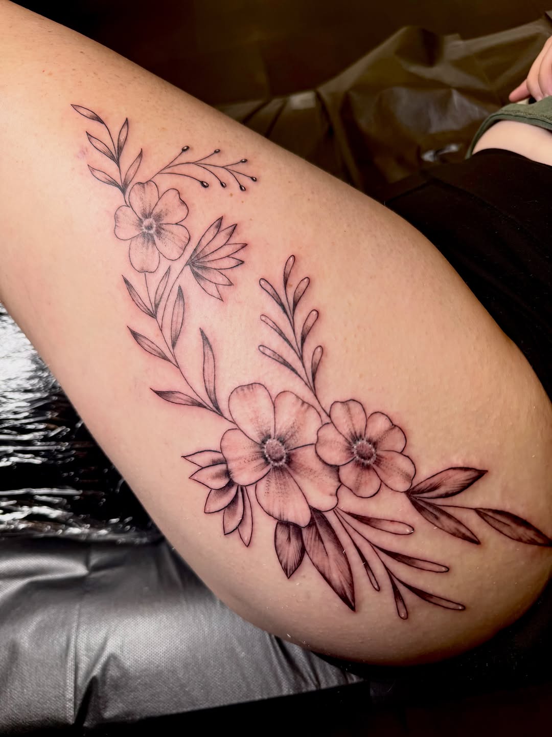 Tattoo by @jerryluckycat — fine_line, illustrative