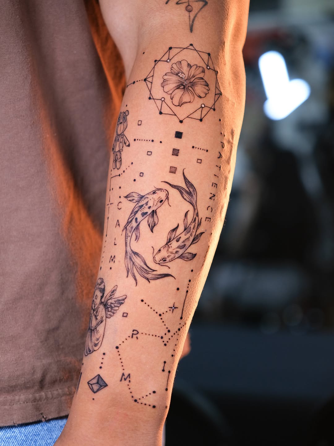 Tattoo by @aleki_blue — illustrative, dotwork