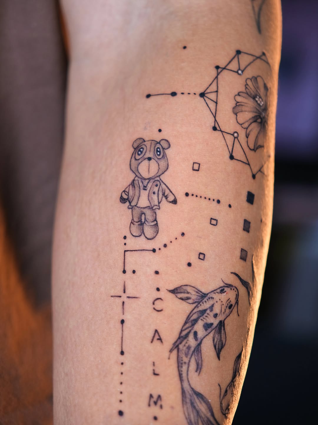 Tattoo by @aleki_blue — illustrative, fine_line