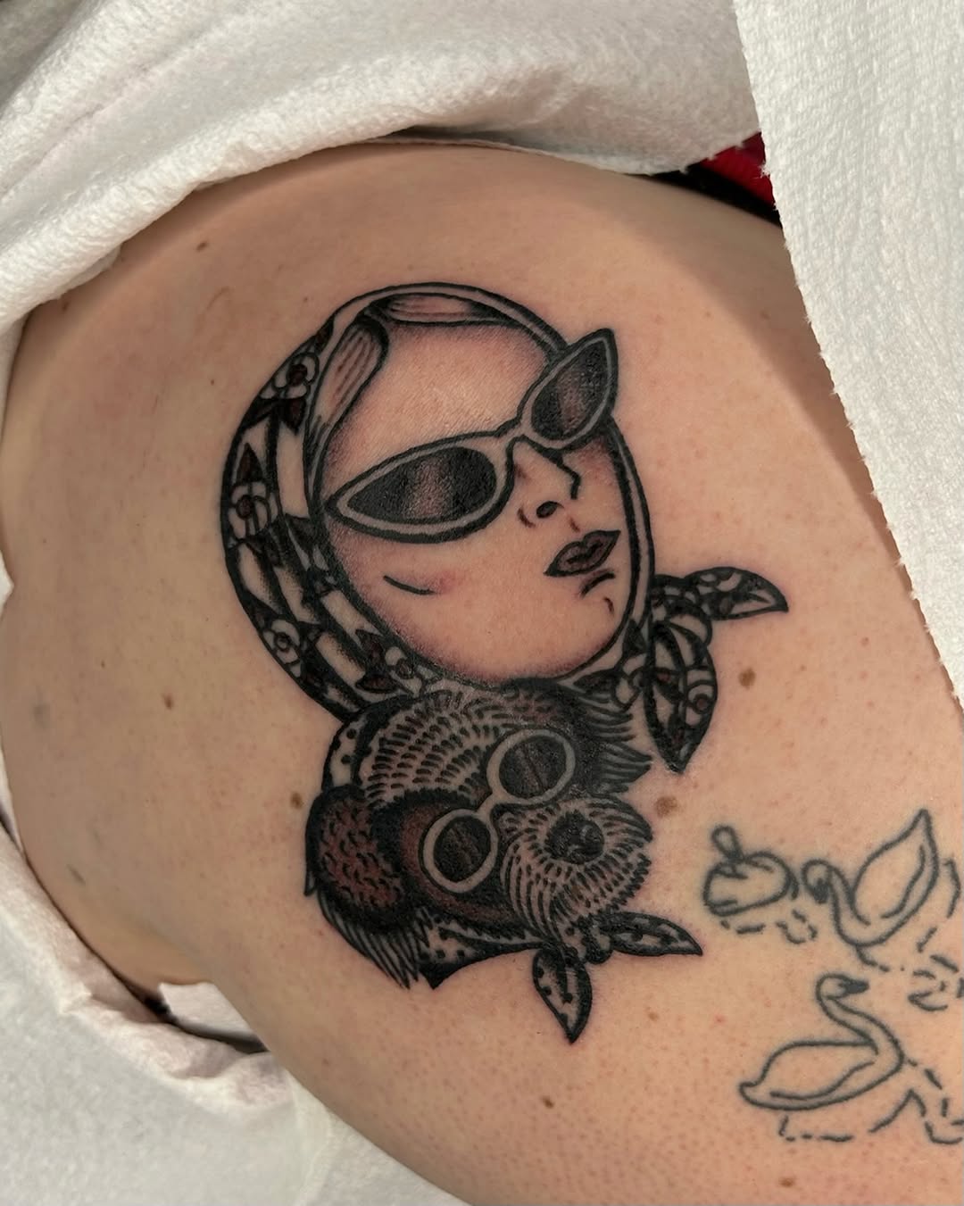 Tattoo by @hubert_serrano โ american_traditional, new_school