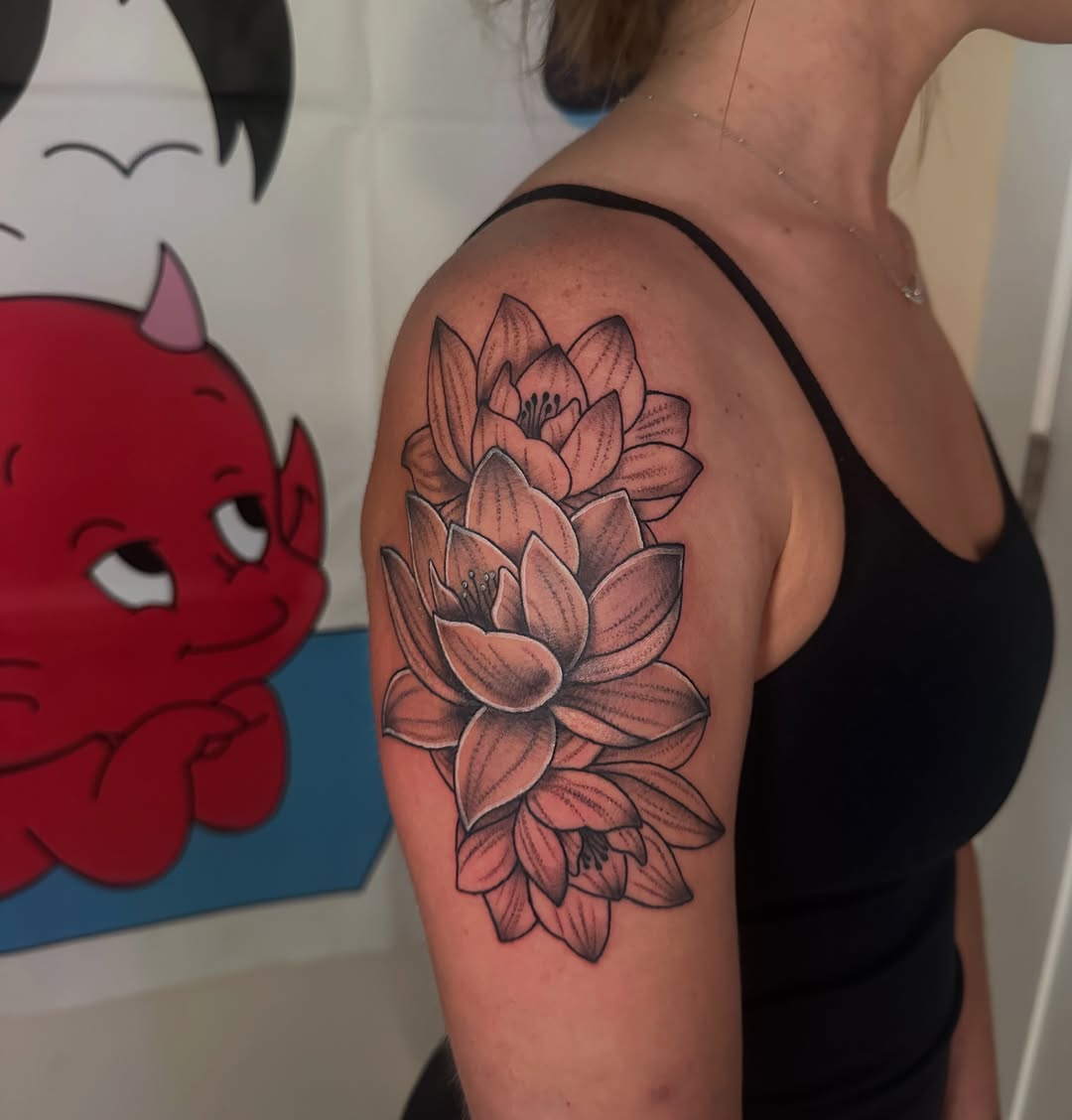 Tattoo by @drewthetattooguy β black_and_grey