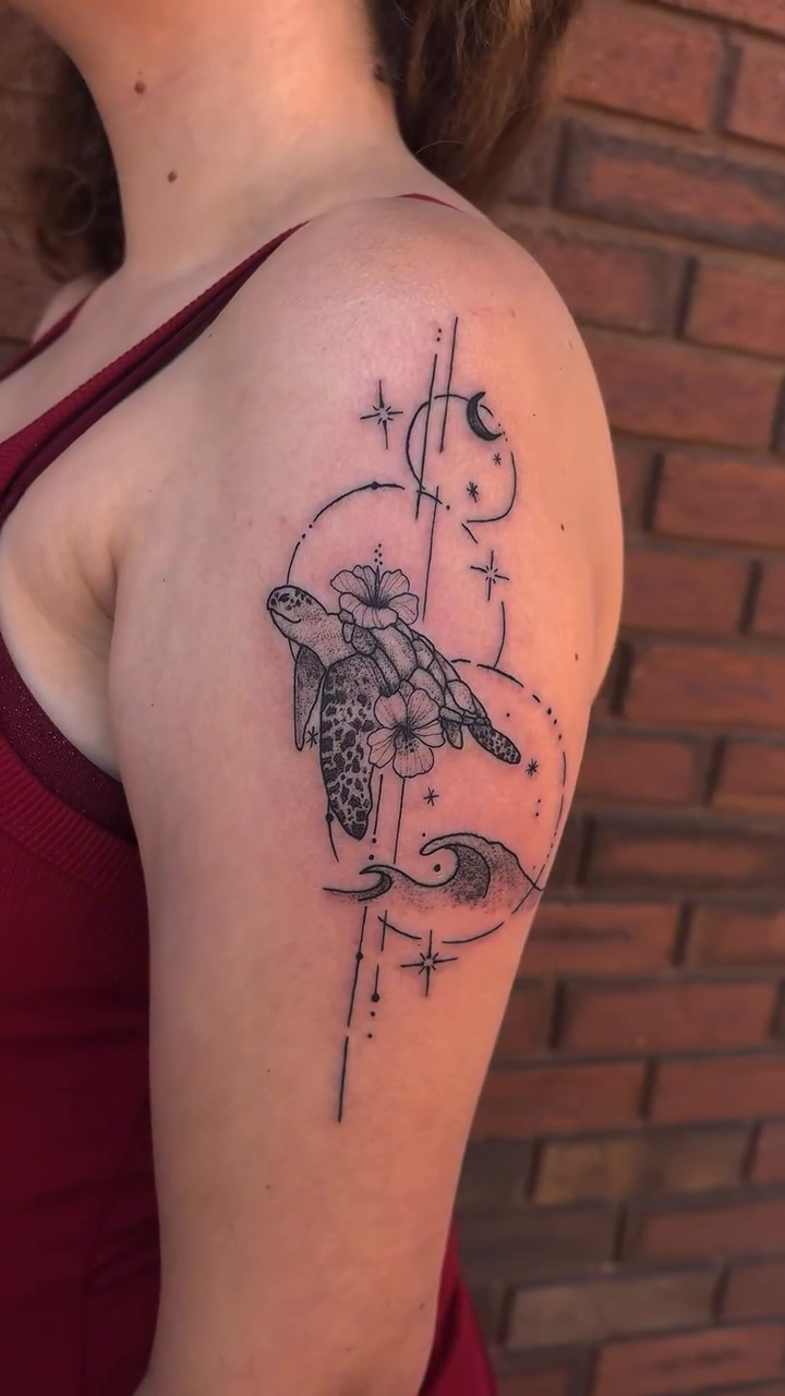 Tattoo by @retrosun.ink — illustrative, fine_line