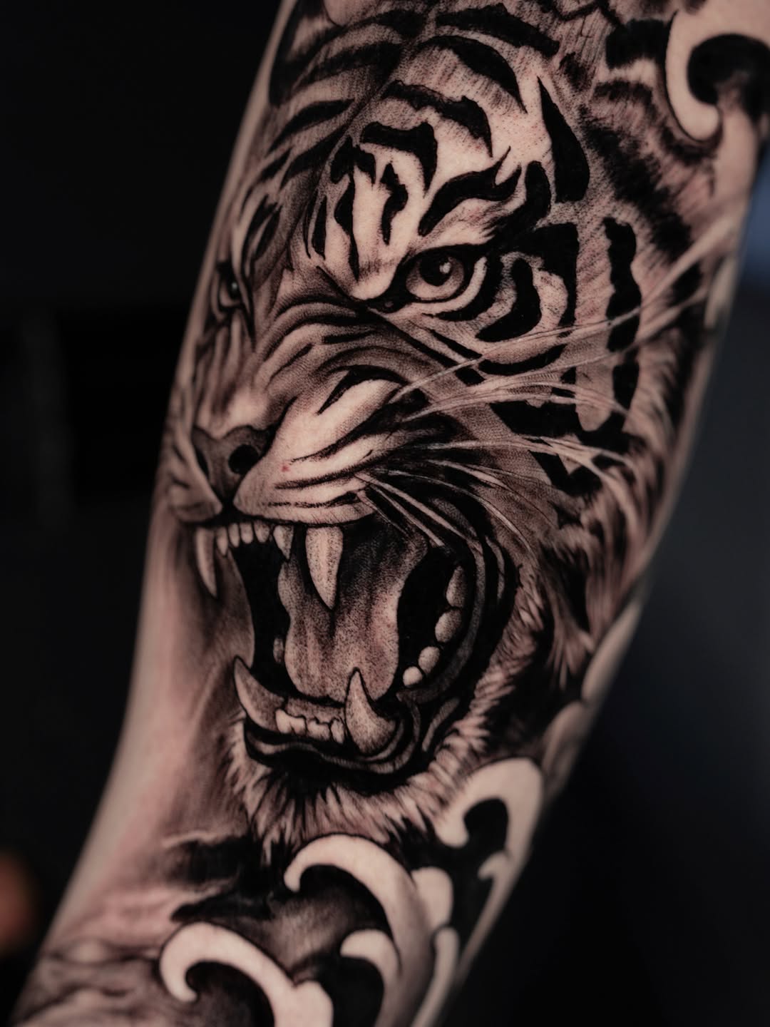 Tattoo by @iddy_sdt — black_and_grey, realism