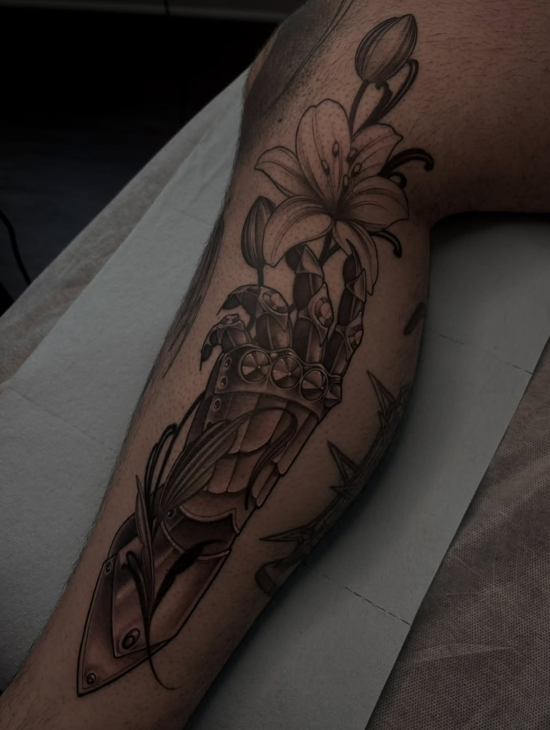 Tattoo by @tattoosbymeach — black_and_grey, realism