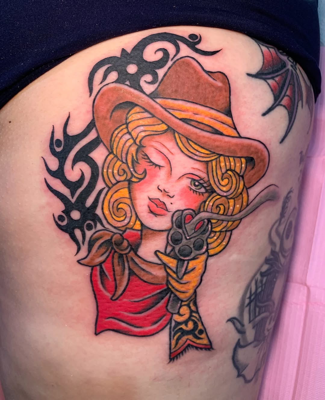 Tattoo by @manicpixxie — american_traditional, new_school