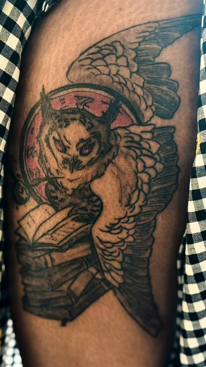 Tattoo by @lopez.j.tattoos โ illustrative, black_and_grey