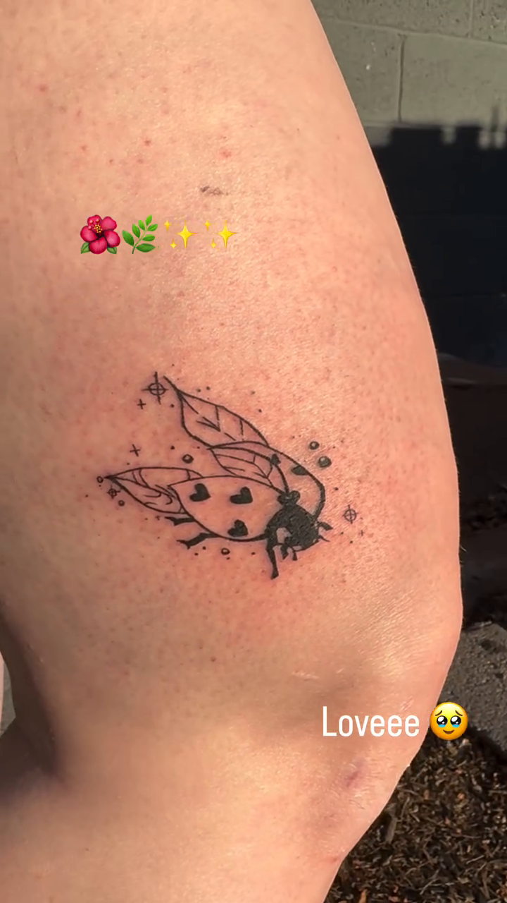 Tattoo by @dulzura.inks — fine_line, illustrative