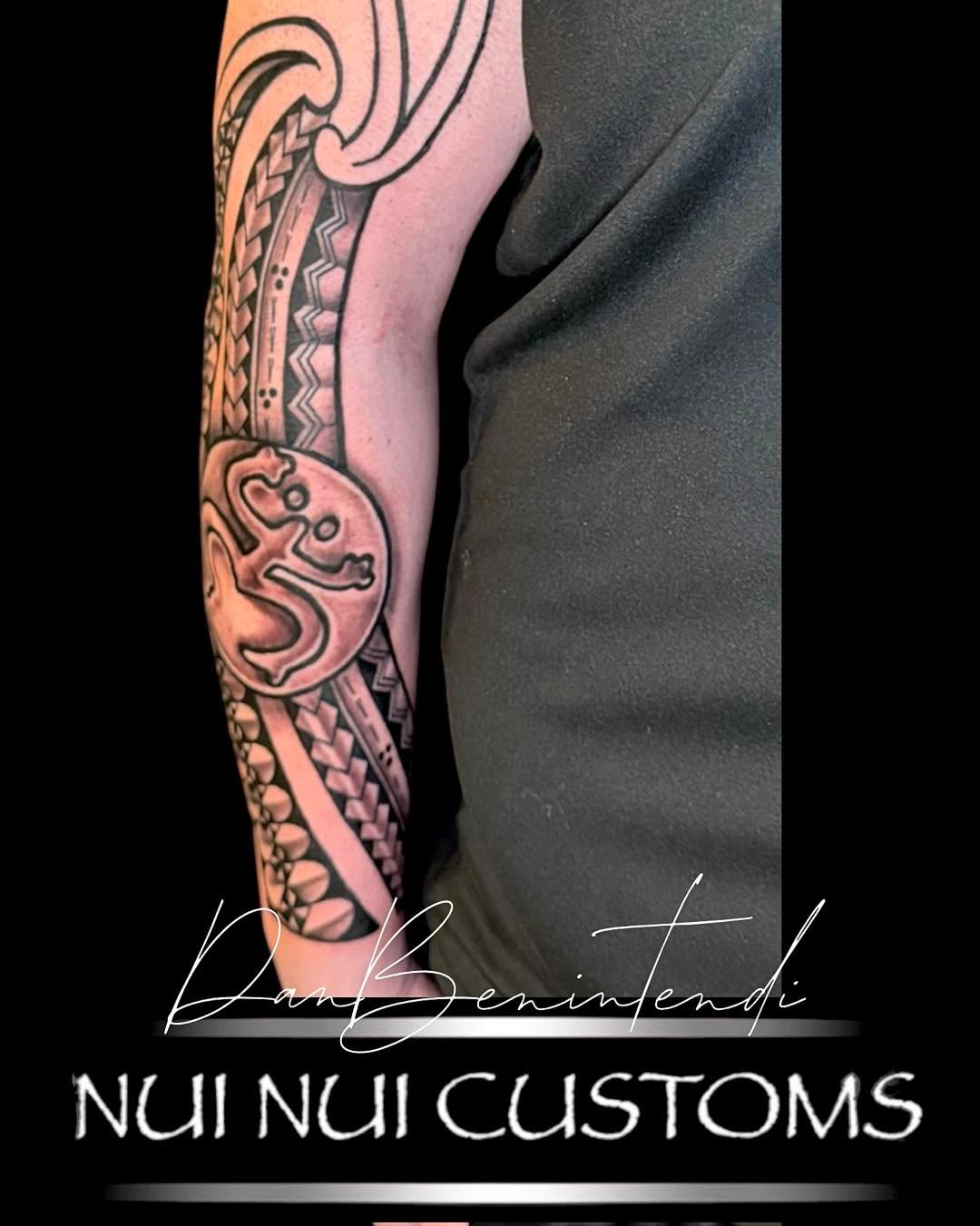 Tattoo by @nui_nui_customs — tribal